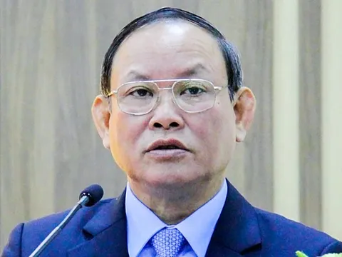 Cựu chủ tịch Nhà xuất bản Giáo Dục Việt Nam nhận 25 tỉ để dọn đường cho nhà thầu ‘sân sau’ ra sao?