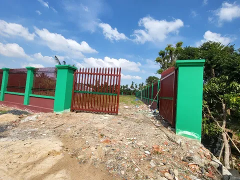 Bán 2757,4m2 có 550m2 đất ở, mặt tiền sông Bà Hồng Nhị Bình 7, Hóc Môn